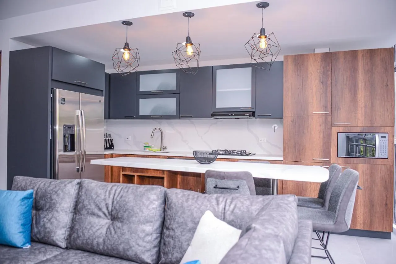 Apartment Apartamento Lleras Ac Hot Tub Medellin