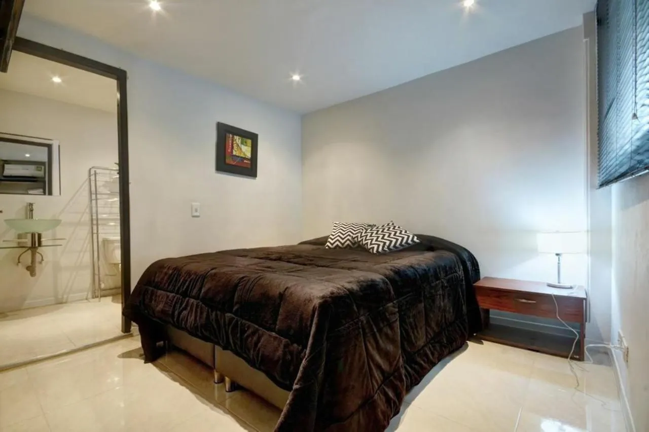 Apartment Apartamento Lleras Ac Hot Tub Medellin