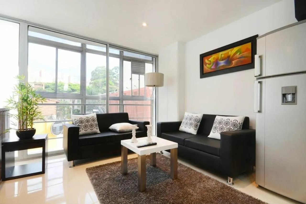 Apartment Apartamento Lleras Ac Hot Tub Medellin